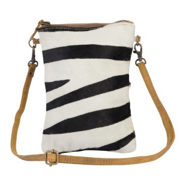 Zebra Queen
Crossbody Bag